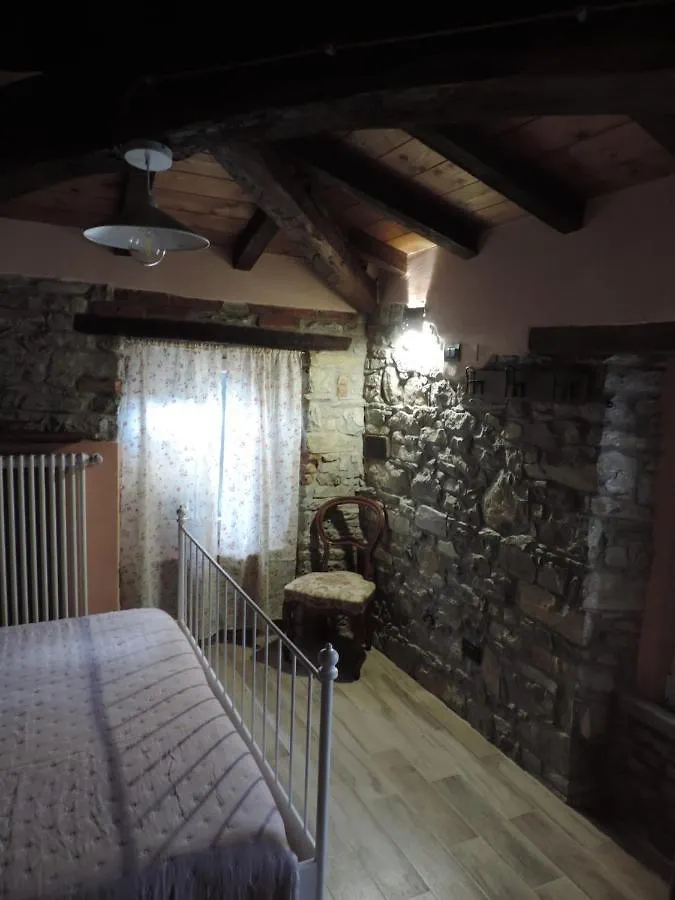 B&B La Rocchetta Dal Sroz San Benedetto Val di Sambro 0*,  Italia