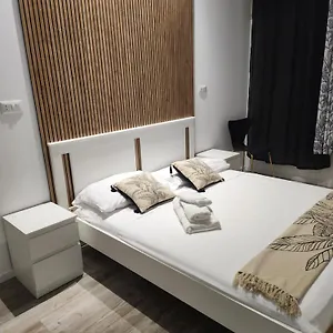 https://orange-boutique-rooms.in-sardinia.net